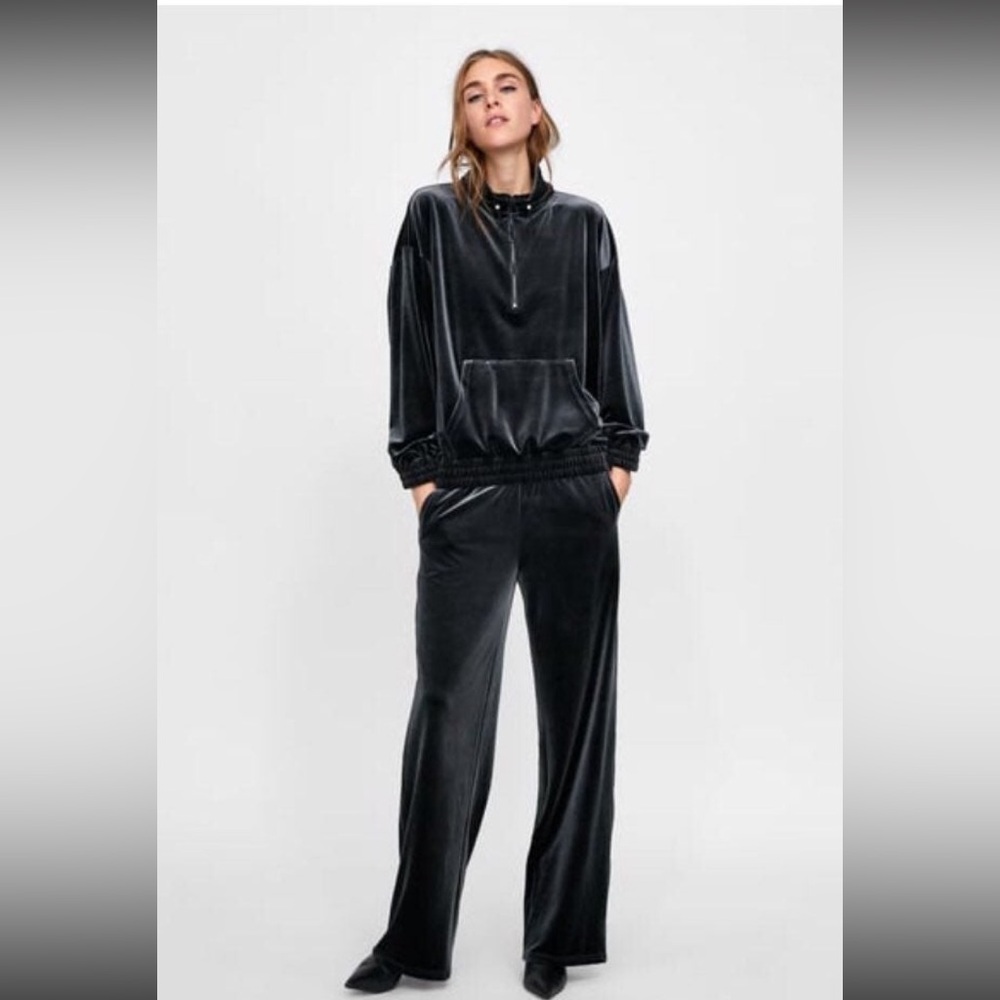 Zara Women's Black Velour Set